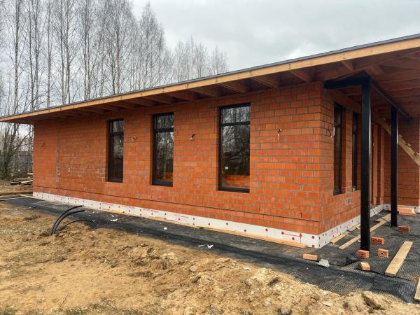 Монтаж окон в домах коттеджного посёлка Волжские Рассветы