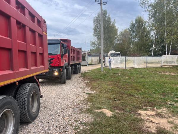 Строим доступность: прокладка дороги на главной улице посëлка